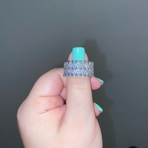 Bomb party ring, Gorgeous Moments